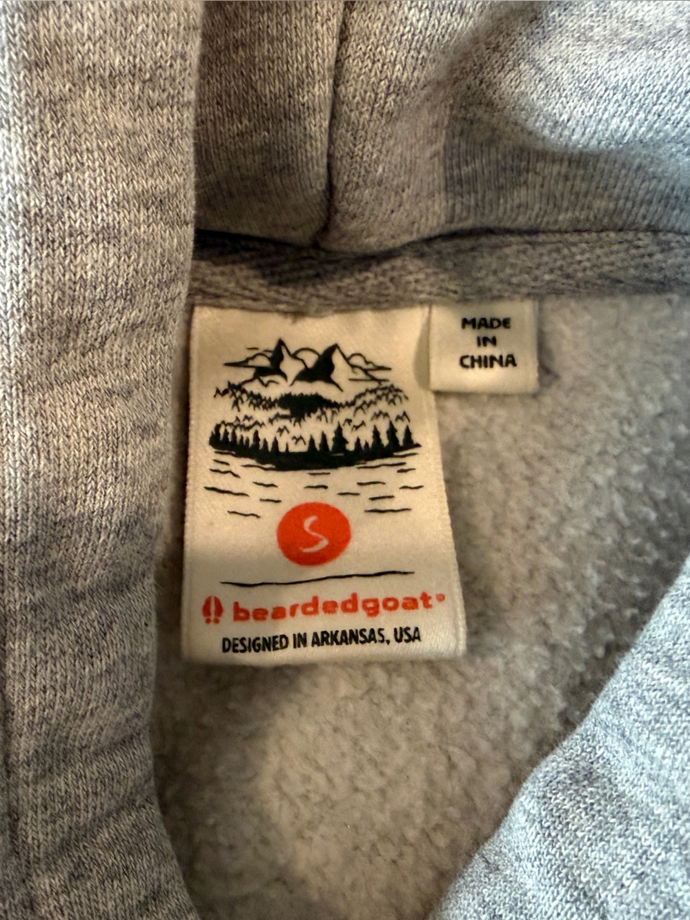 Bearded Goat - women’s overnight hoodie - Picture 4 of 6